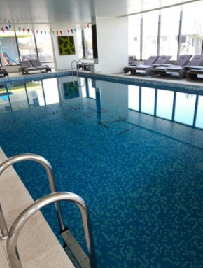 Prestige Beach & Spa Resort Apartments Piscina Interioara Incalzita Parking